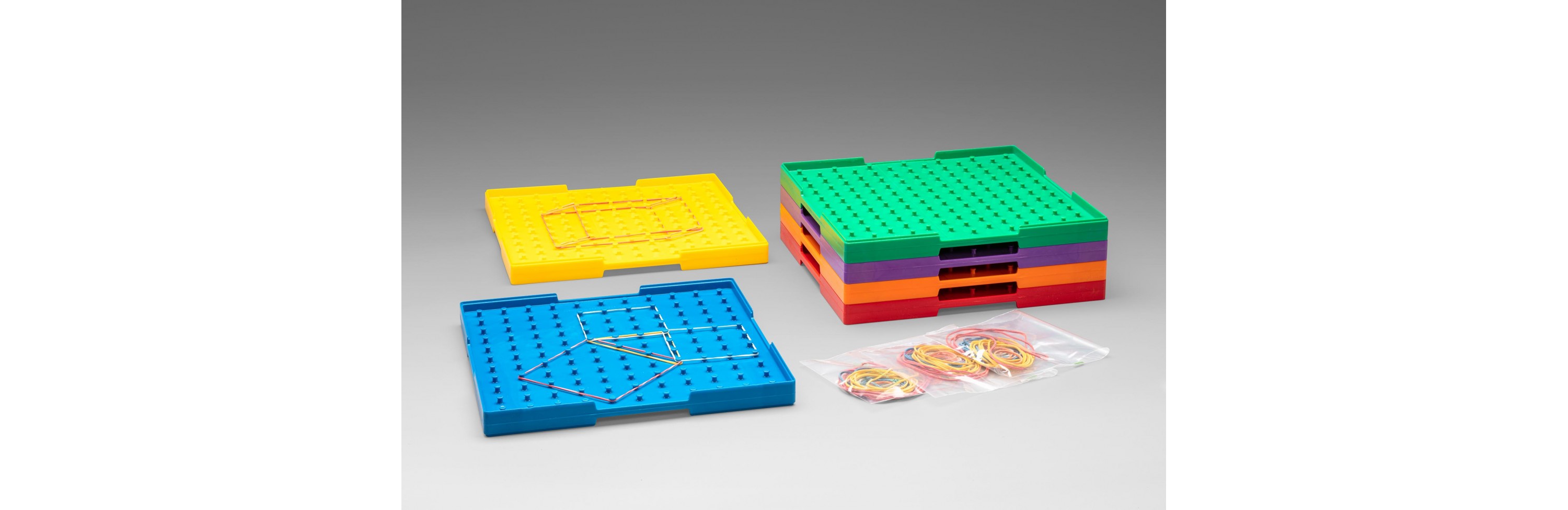 Wissner® active learning - Geoboards big double sided in 6 colours (6 pcs) RE-Plastic®