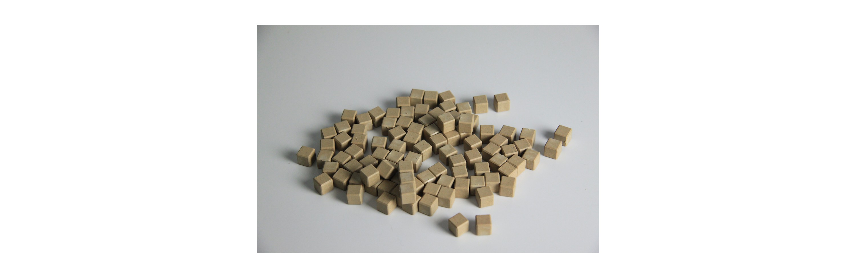 Wissner® active learning - Dienes Base Ten Units in natural colours (100 pcs) RE-Wood®